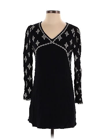 Andree by UNIT Casual Dress (view 1)