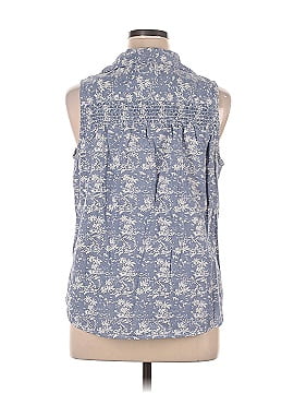 Assorted Brands Sleeveless Button-Down Shirt (view 2)