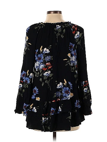 American Eagle Outfitters Long Sleeve Blouse (view 2)