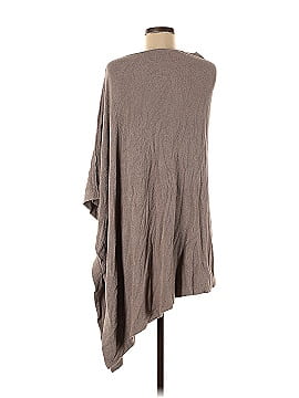 Barefoot Dreams Poncho (view 2)