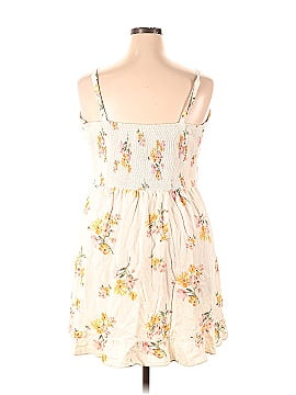 Old Navy Casual Dress (view 2)