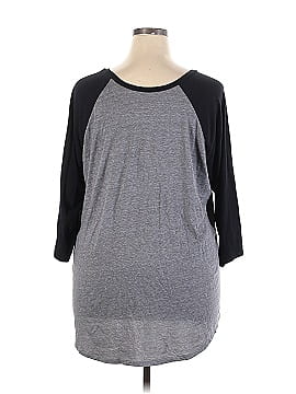 Torrid 3/4 Sleeve T-Shirt (view 2)