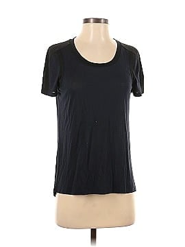 Vince. Short Sleeve Top (view 1)