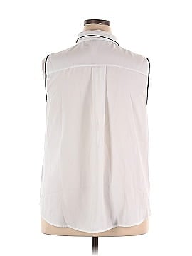 Liz Claiborne Career Sleeveless Blouse (view 2)