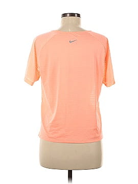 Nike Active T-Shirt (view 2)