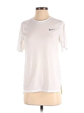 Nike Active T-Shirt (view 1)