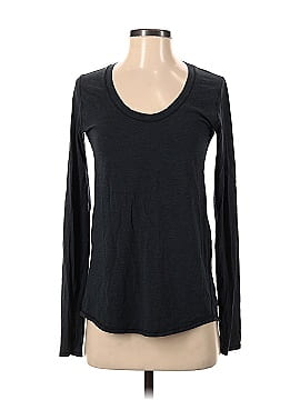 Lululemon Athletica Long Sleeve T-Shirt (view 1)