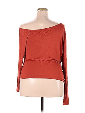 Shein Curve 3/4 Sleeve T-Shirt (view 2)