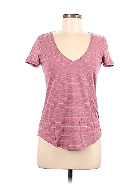 Lululemon Athletica Short Sleeve T-Shirt (view 1)