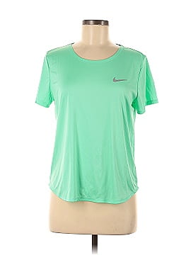 Nike Active T-Shirt (view 1)