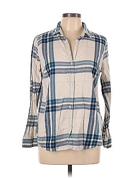 Old Navy Long Sleeve Button-Down Shirt (view 1)