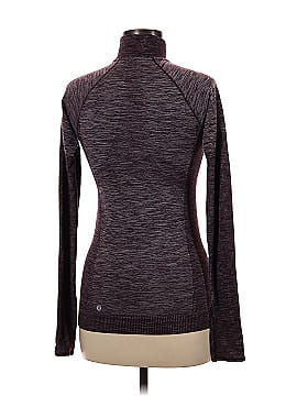 Lululemon Athletica Long Sleeve T-Shirt (view 2)