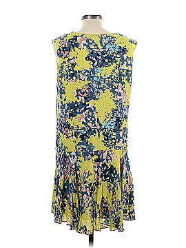 BCBGMAXAZRIA Casual Dress (view 2)