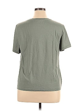 Gap Short Sleeve T-Shirt (view 2)