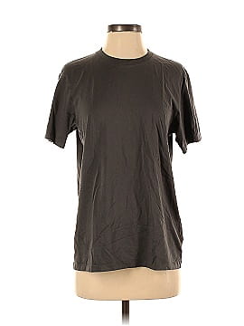 Uniqlo Short Sleeve T-Shirt (view 1)