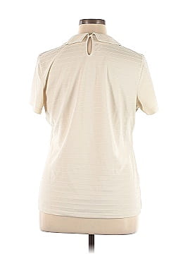 Lady Hagen Short Sleeve Top (view 2)