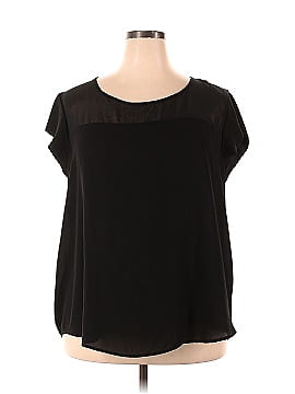 Pure Energy Short Sleeve Blouse (view 1)