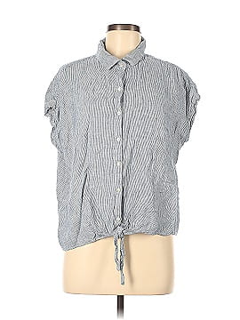 Weatherproof Sleeveless Button-Down Shirt (view 1)