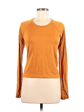 Lululemon Athletica Long Sleeve T-Shirt (view 1)