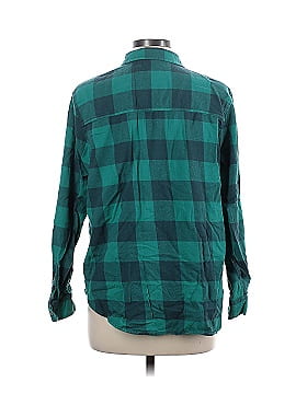 Universal Thread Long Sleeve Button-Down Shirt (view 2)