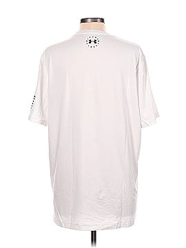 Under Armour Long Sleeve T-Shirt (view 2)