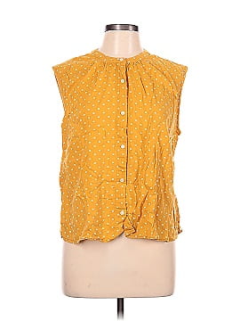 Old Navy Sleeveless Button-Down Shirt (view 1)