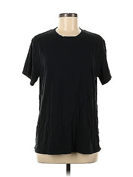 Lululemon Athletica Short Sleeve T-Shirt (view 1)