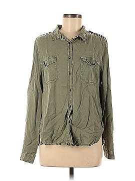 Universal Thread Long Sleeve Button-Down Shirt (view 1)