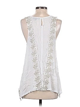 Romeo & Juliet Couture Sleeveless Blouse (view 2)