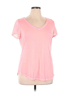 Maurices Short Sleeve T-Shirt (view 1)