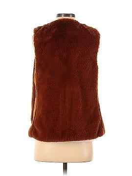 Stella & Dot Faux Fur Vest (view 2)