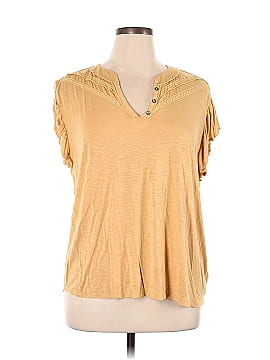 Maurices Short Sleeve Top (view 1)