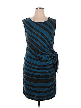 Mercer & Madison Casual Dress (view 1)