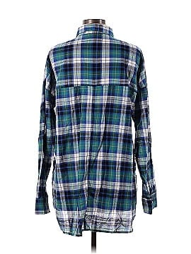 Old Navy Long Sleeve Button-Down Shirt (view 2)