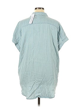 Soft Surroundings Short Sleeve Button-Down Shirt (view 2)