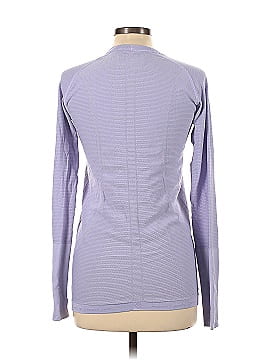 Lululemon Athletica Long Sleeve T-Shirt (view 2)