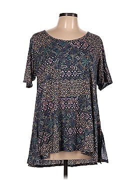 Lularoe Short Sleeve T-Shirt (view 1)