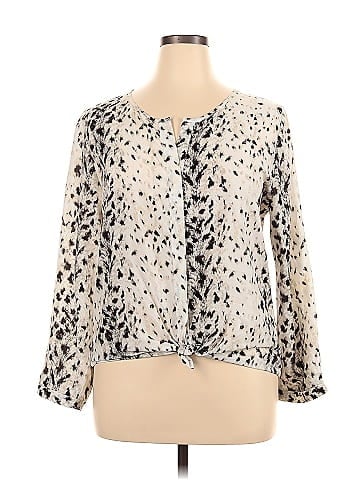 Violet & Claire 3/4 Sleeve Blouse (view 1)