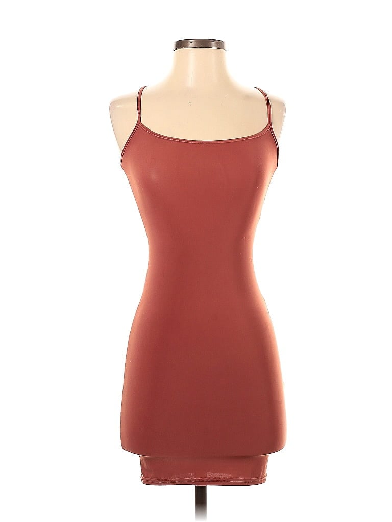 Pre-owned Boohoo Cocktail Dress In Burgundy