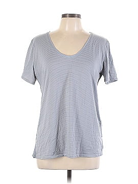 Lululemon Athletica Short Sleeve T-Shirt (view 1)