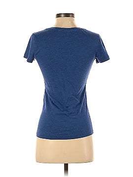 Victoria's Secret Short Sleeve T-Shirt (view 2)