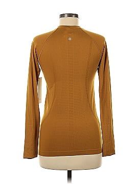 Lululemon Athletica Long Sleeve T-Shirt (view 2)