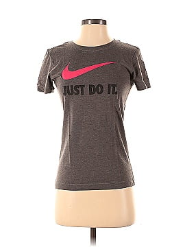 Nike Long Sleeve T-Shirt (view 1)