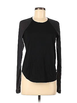 Lululemon Athletica Long Sleeve T-Shirt (view 1)