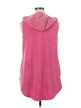 LIVI Sleeveless T-Shirt (view 2)