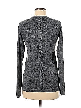 Lululemon Athletica Long Sleeve T-Shirt (view 2)