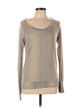 Lululemon Athletica Long Sleeve T-Shirt (view 1)