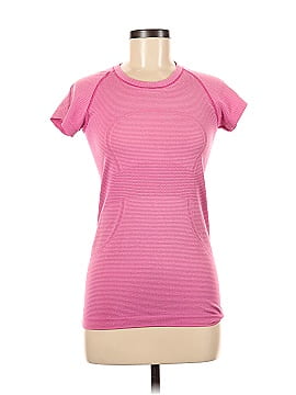 Lululemon Athletica Active T-Shirt (view 1)