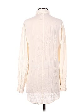 H&M Mama Long Sleeve Button-Down Shirt (view 2)