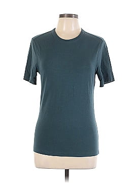 Lululemon Athletica Short Sleeve T-Shirt (view 1)